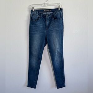 Levi’s Women’s High Rise Skinny Jeans‎ Size 30